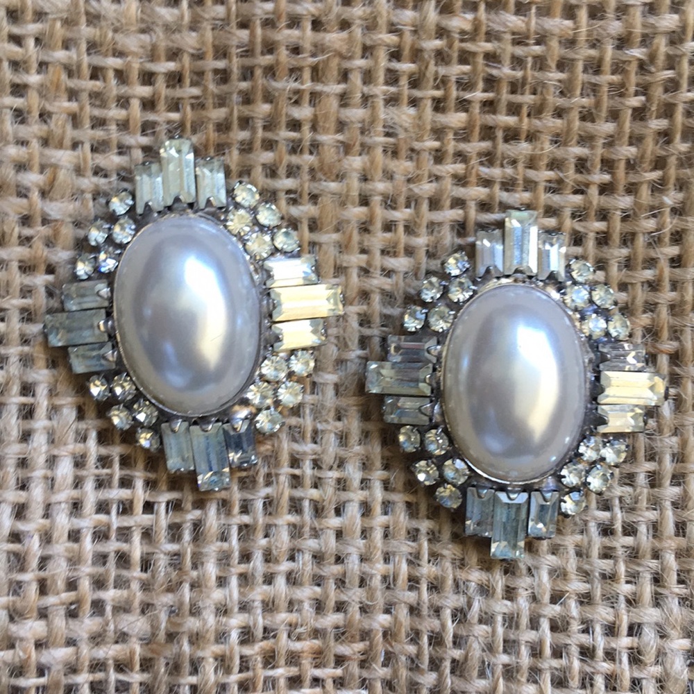 Vintage pearl and rhinestone earrings